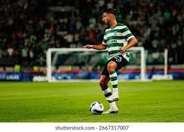 德州扑克高手不怕没牌（德州扑克高手无惧弱牌）